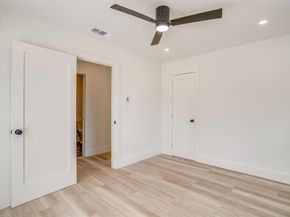 2305  Oak Forest Court , Arlington Texas 76012
