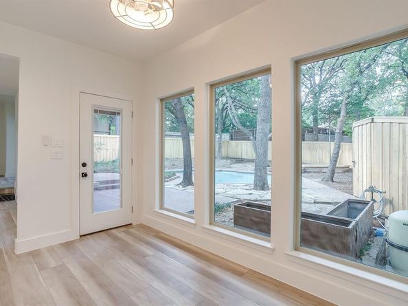 2305  Oak Forest Court , Arlington Texas 76012