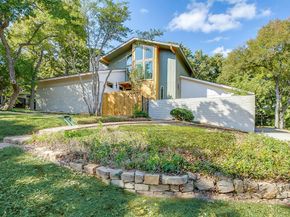 2305  Oak Forest Court , Arlington Texas 76012