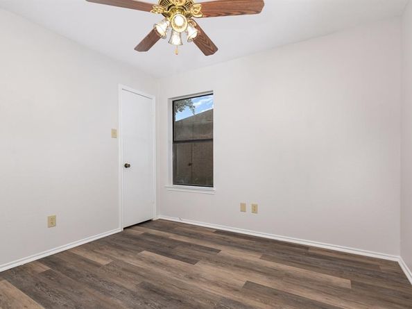 1661  Crosshaven Drive , Lewisville Texas 75077