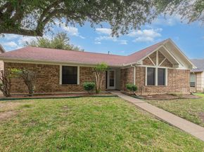 1661  Crosshaven Drive , Lewisville Texas 75077