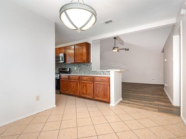 1661  Crosshaven Drive , Lewisville Texas 75077