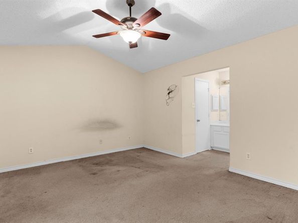 2230  Country Oaks Drive , Garland Texas 75040