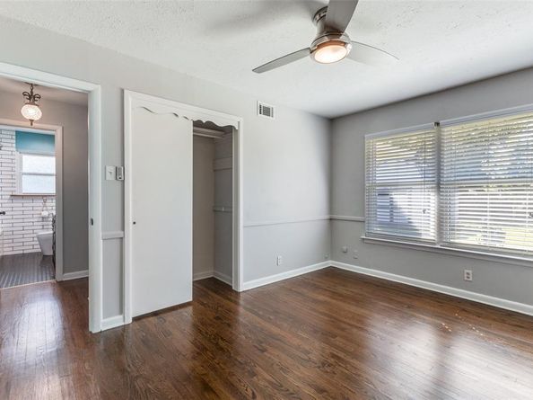 2646  Klondike Drive , Dallas Texas 75228
