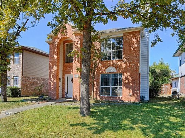 144  Hunter Drive , Cedar Hill Texas 75104