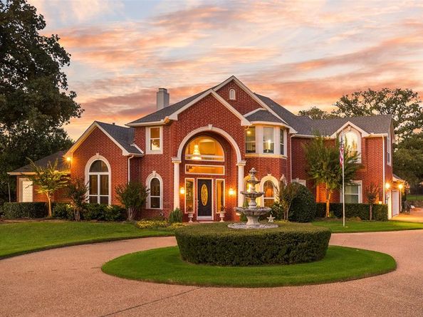 2816  Guardian Court , Flower Mound Texas 75022