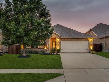 413  Yellowstone Drive 