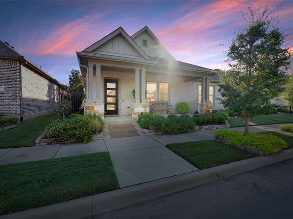 4825  Beaver Creek Drive , Arlington Texas 76005