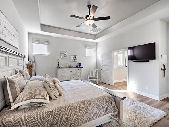 4825  Beaver Creek Drive , Arlington Texas 76005