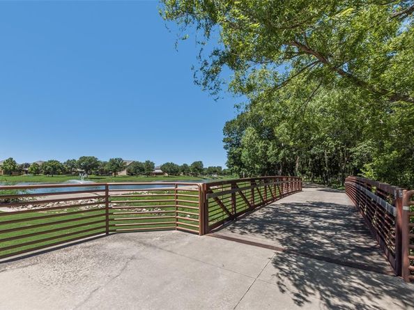 1522  Farm Dl  , Allen Texas 75002