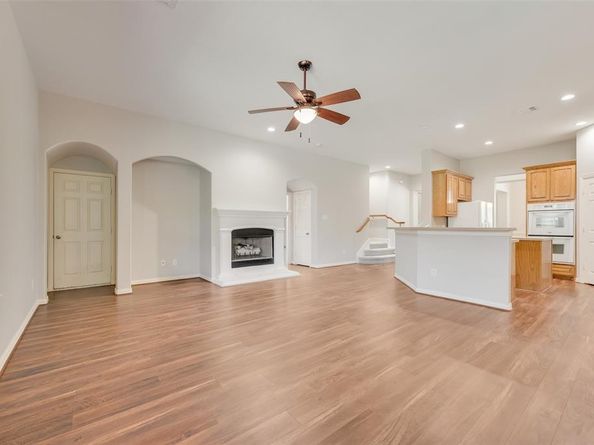 1522  Farm Dl  , Allen Texas 75002