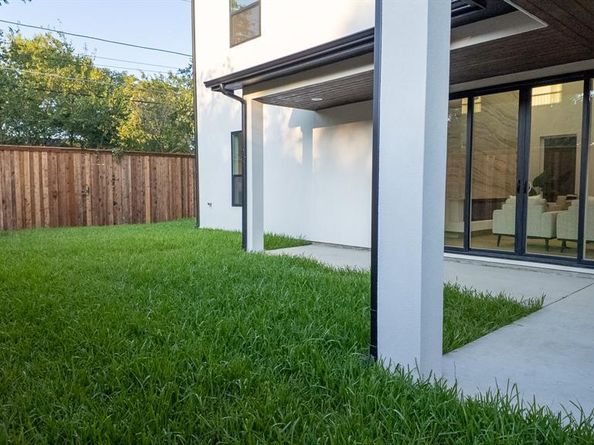 4707  Linnet Lane , Dallas Texas 75209