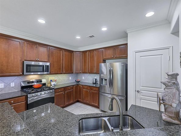 6073  Prairie Bend Lane , Frisco Texas 75036