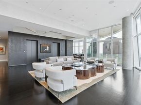 1918  Olive Street  4202, Dallas Texas 75201