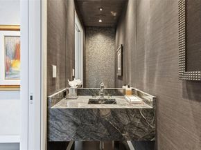 1918  Olive Street  4202, Dallas Texas 75201