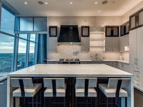 1918  Olive Street  4202, Dallas Texas 75201