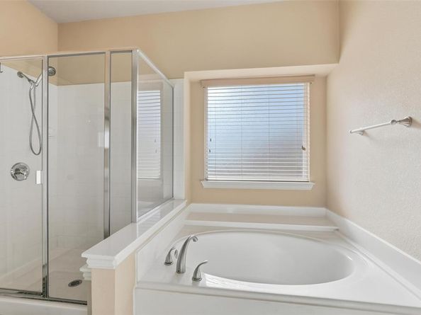 1401  Springside Drive , Garland Texas 75043