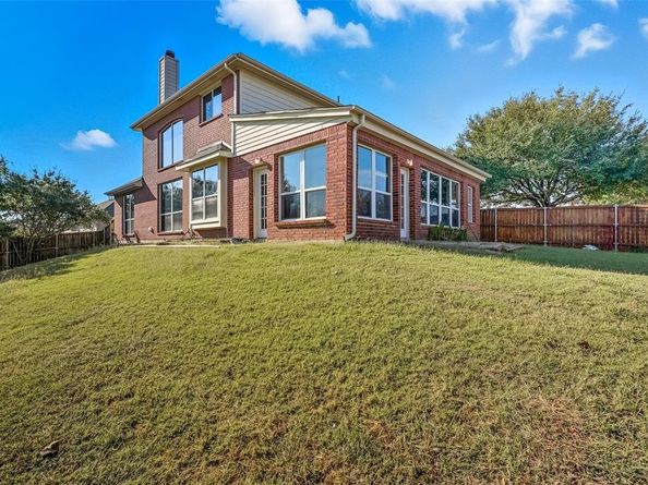 1401  Springside Drive , Garland Texas 75043