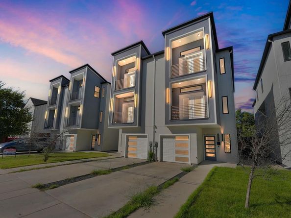 2425  Crossman Avenue , Dallas Texas 75212