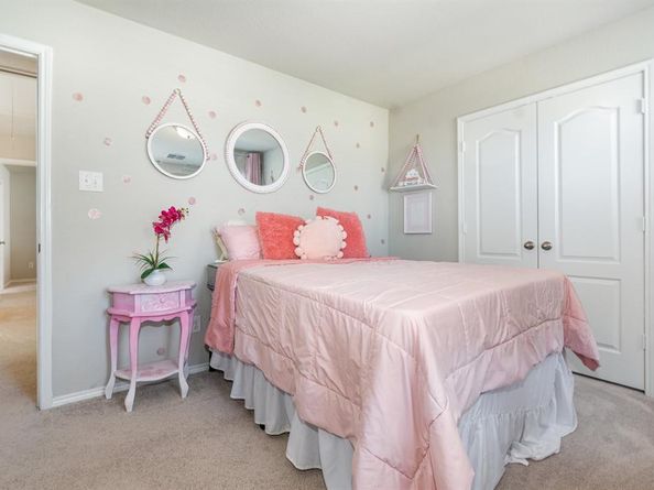 2305  Telfair Way , Aubrey Texas 76227