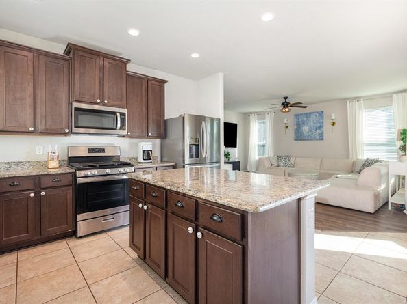 2305  Telfair Way , Aubrey Texas 76227