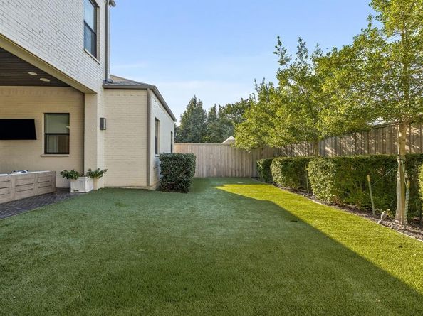4635 W Amherst Avenue , Dallas Texas 75209