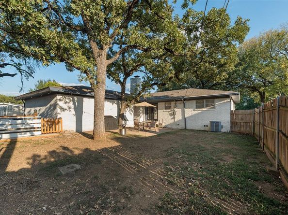 507  Slaughter Lane , Euless Texas 76040