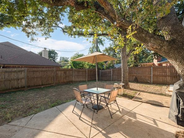 507  Slaughter Lane , Euless Texas 76040