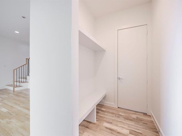 5433  Melrose Avenue , Dallas Texas 75206