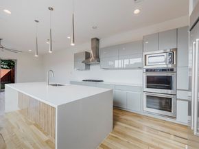 5433  Melrose Avenue , Dallas Texas 75206