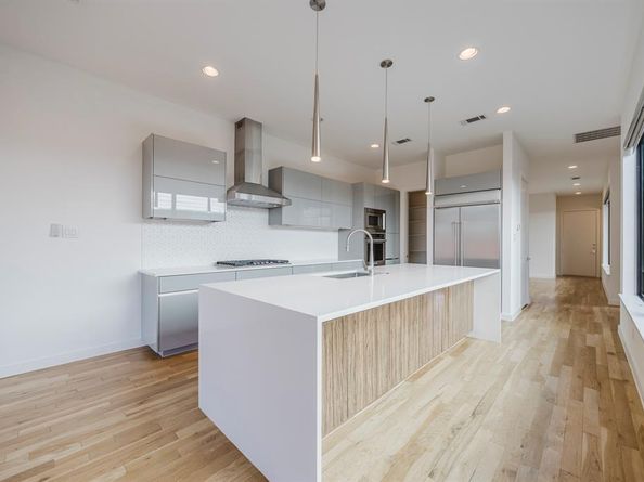 5433  Melrose Avenue , Dallas Texas 75206
