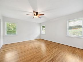 2039  Elmwood Boulevard , Dallas Texas 75224