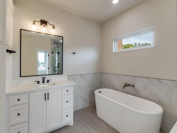 7160  Soto Street , Dallas Texas 75223