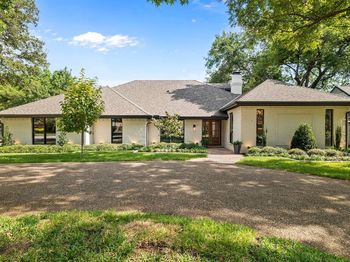 2207  Forest Creek 