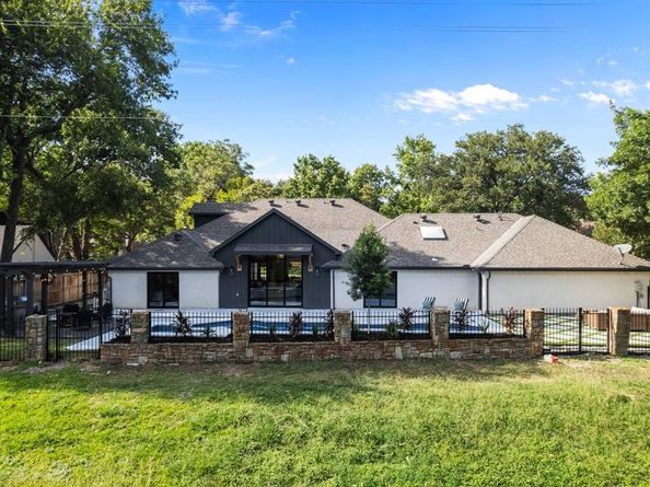 2207  Forest Creek , McKinney Texas 75072