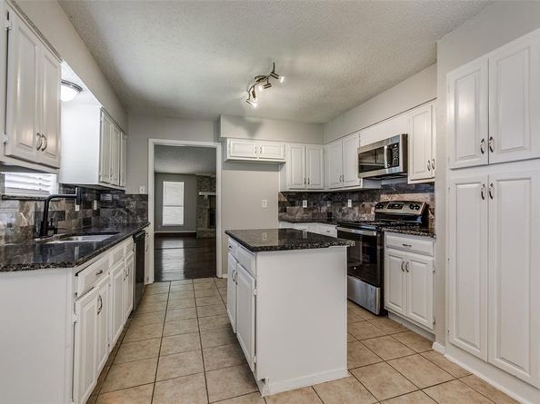 5514  Round Rock Road , Garland Texas 75044