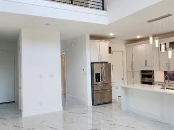 3338  Sylvan Avenue , Dallas Texas 75212