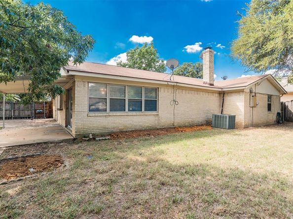 8409  Main Street , North Richland Hills Texas 76182