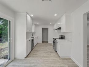 806  Ivywood Drive , Dallas Texas 75232