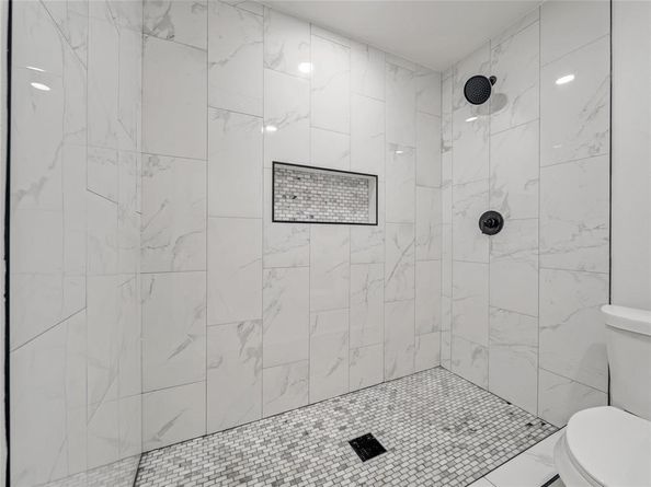 806  Ivywood Drive , Dallas Texas 75232