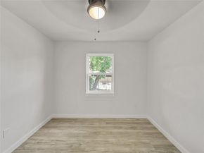 806  Ivywood Drive , Dallas Texas 75232