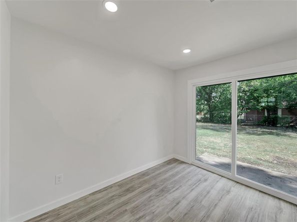 806  Ivywood Drive , Dallas Texas 75232