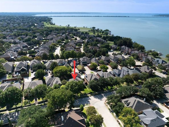 2365  Falls View Drive , Rockwall Texas 75087