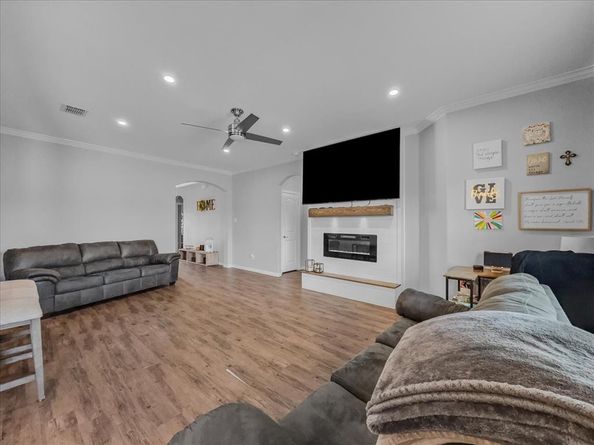 14201  Bridgeview Lane , Dallas Texas 75253