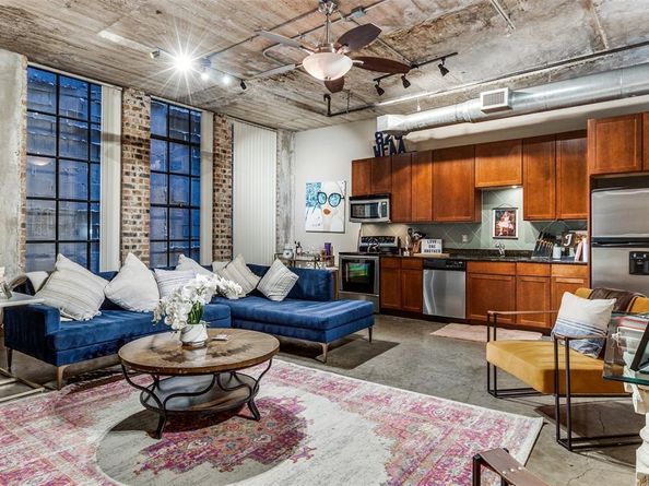 1122  Jackson Street  821, Dallas Texas 75202