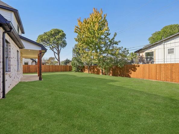 2622  Evinrude Drive , Grapevine Texas 76051