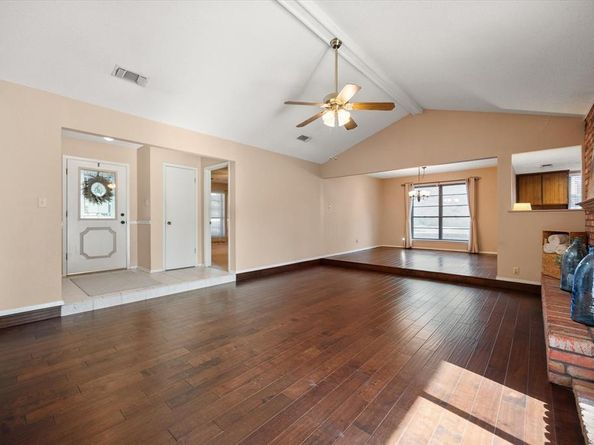 308  Rhineland Road , Benbrook Texas 76126
