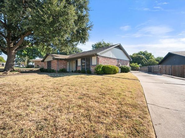 308  Rhineland Road , Benbrook Texas 76126
