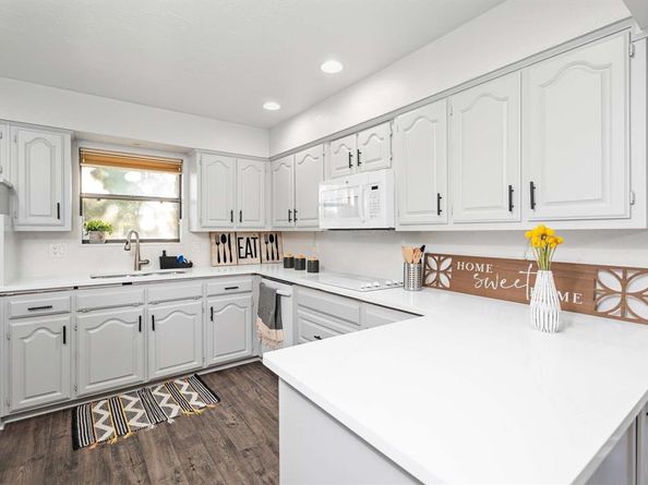 2109  Marin  , Carrollton Texas 75006