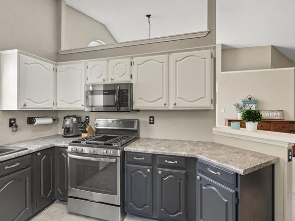 2073  Wedgewood Drive , Grapevine Texas 76051